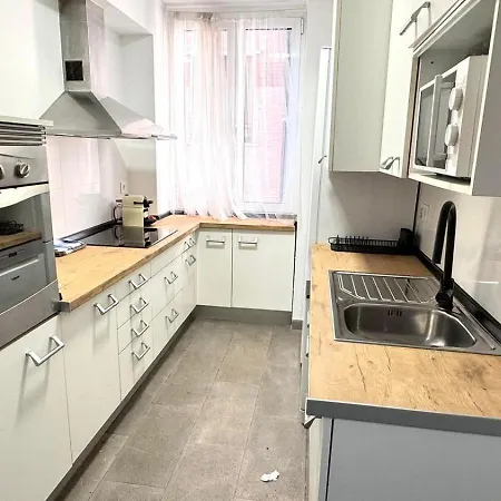 Apartamento Herrera Confort San Sebastián -garaje-